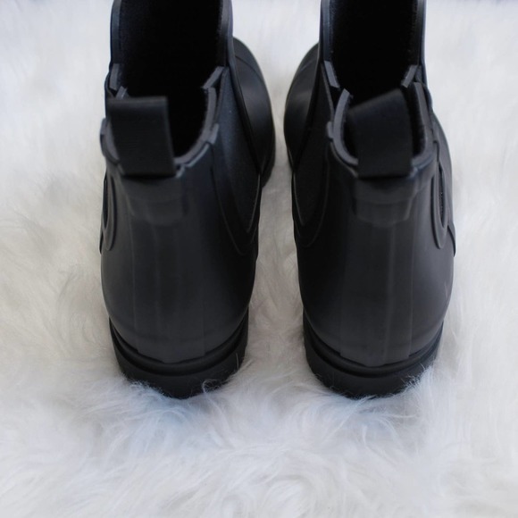 Everlane Black Rubber Rain Boot - Picture 5 of 6